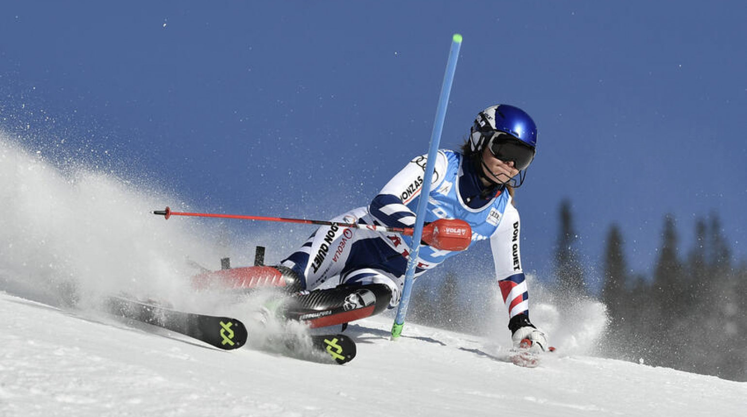 Finále Evropského poháru pokračovalo slalomem. Jelínková skončila ve třetí desítce, Sommerová nedokončila