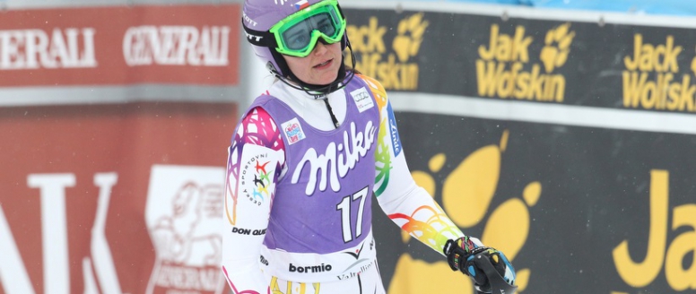 Šárka Strachová uspěla v nočním slalomu ve Flachau na 15. místě