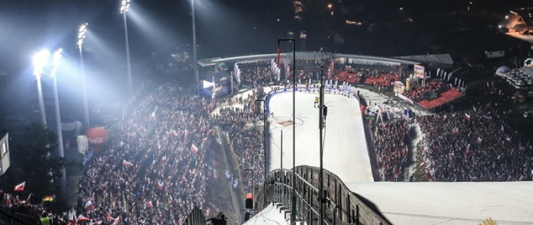 Počasí v Zakopaném skokanům nepřálo