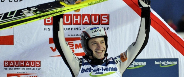 Za nepříjemným podzimem udělal tlustou čáru a tvrdě trénuje na Soči. „Už se dívám jen dopředu,“ prohlašuje skokan na lyžích Roman Koudelka