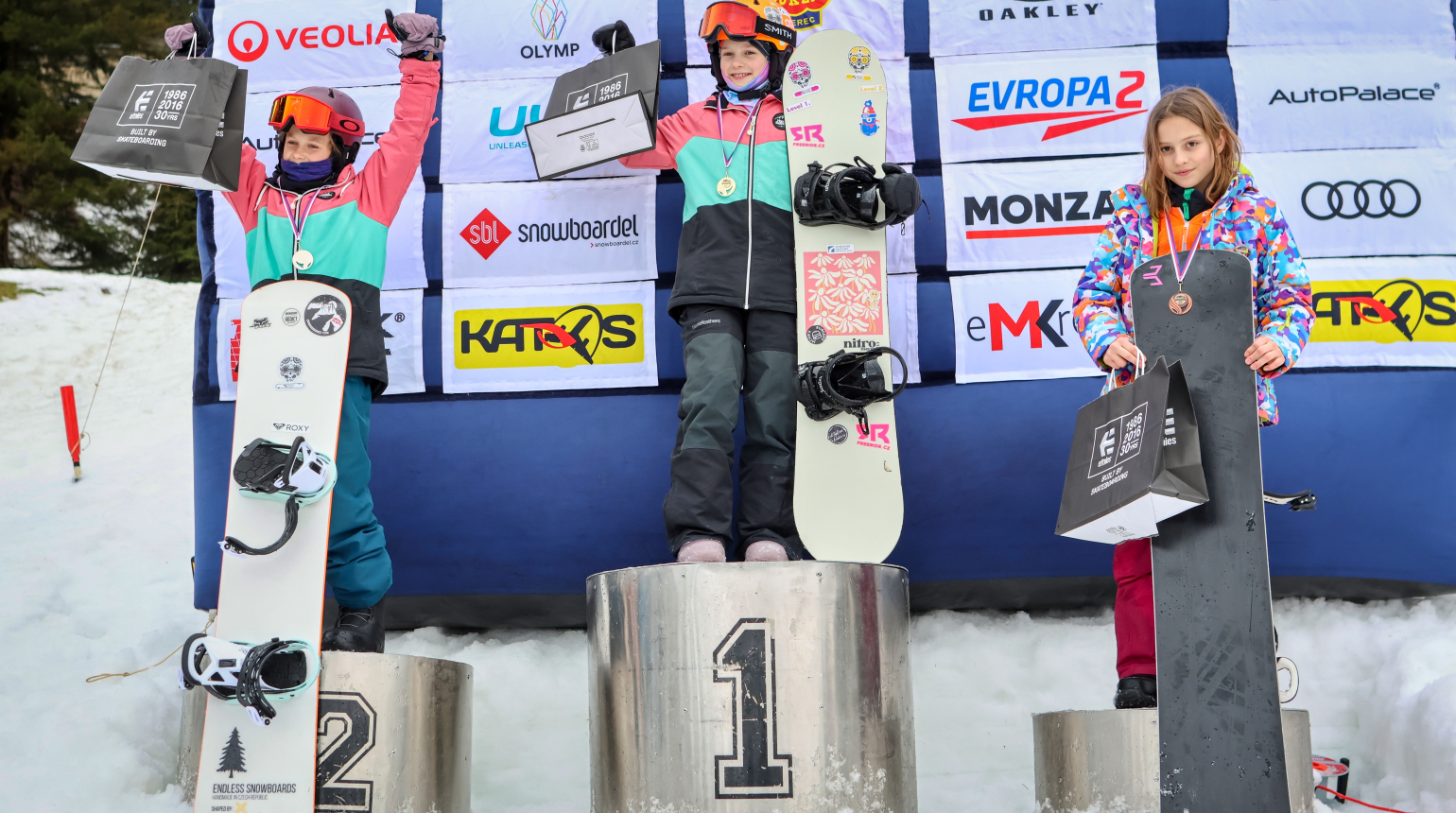Klínovec hostil ČP snowboardcrossu dětí a juniorů