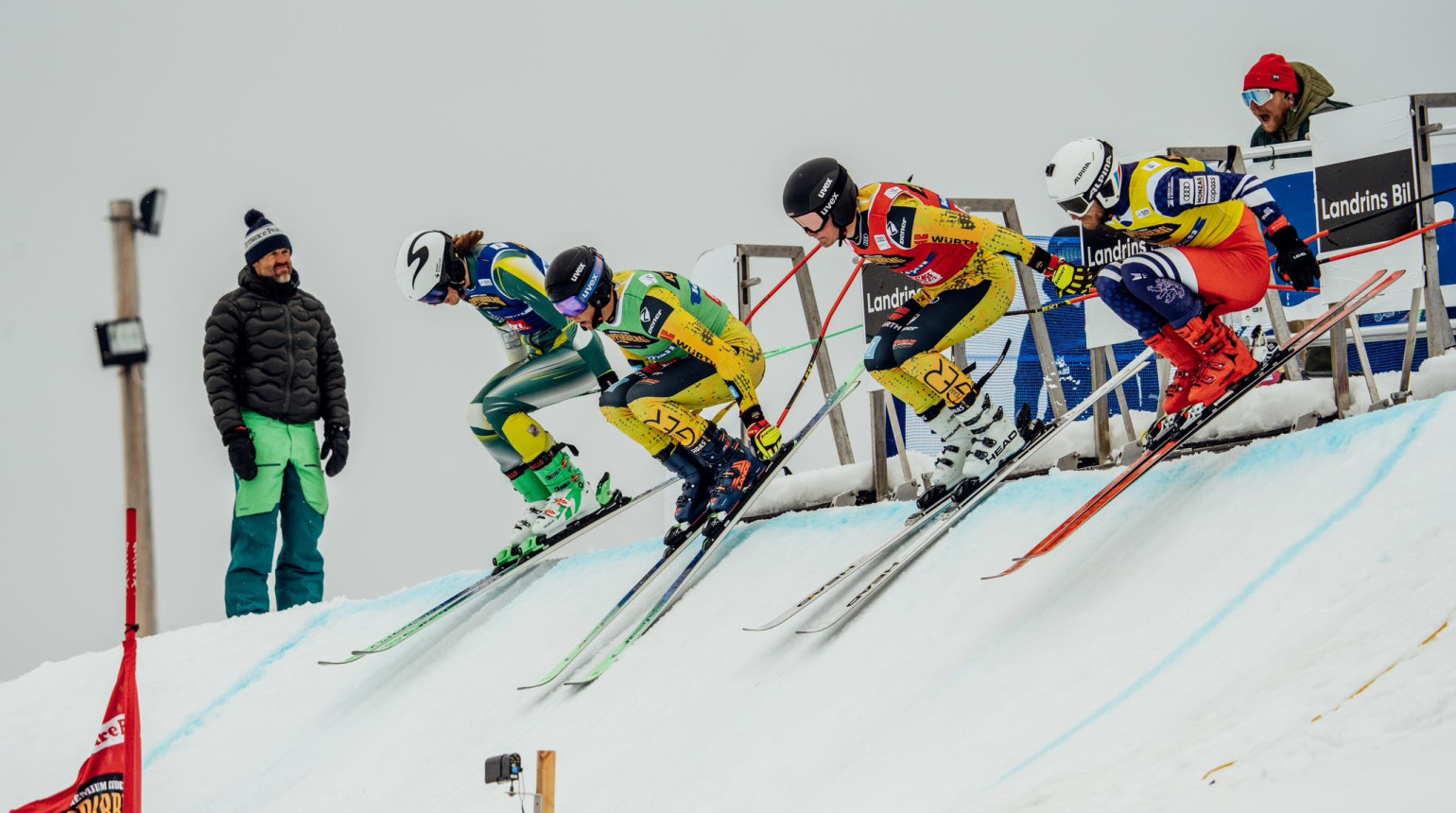 Debutanti Apolínová s Matouškem vybojovali v týmovém závodě ve skicrossu postup do čtvrtfinále