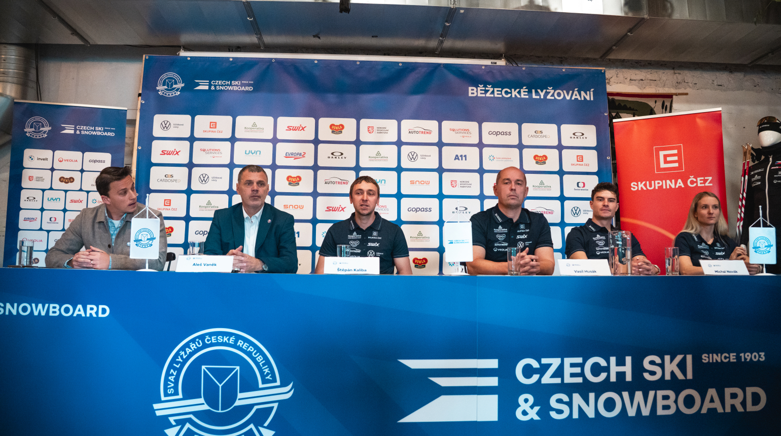 Reprezentace běžců na lyžích pod novým šéftrenérem vyráží na cestu k olympiádě