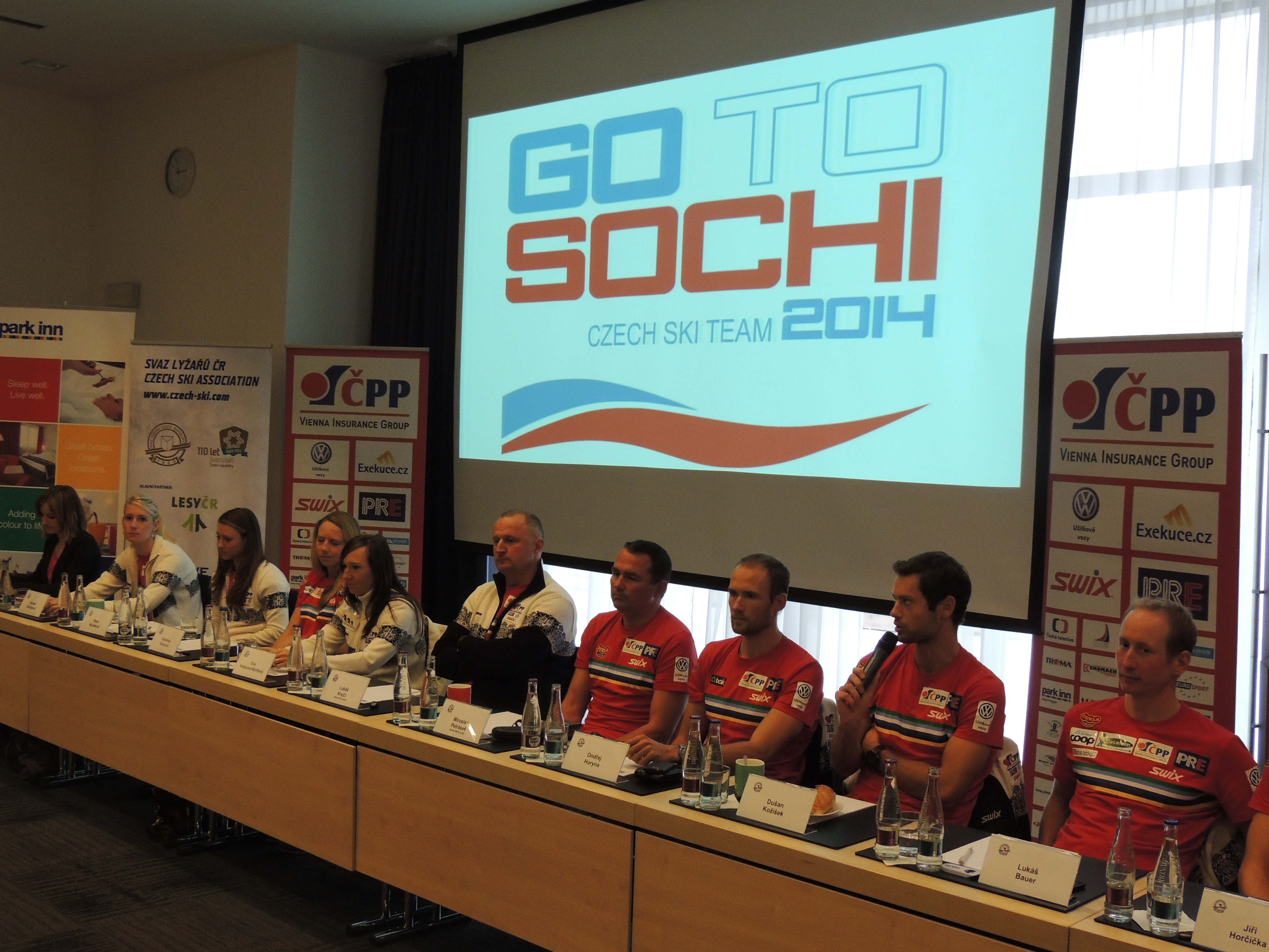 TK před odletem na sever (foto: Czech-ski.com)