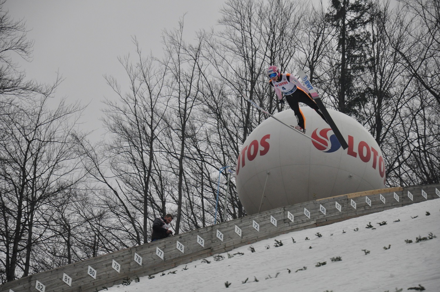 Viktor Polášek v letové fázi