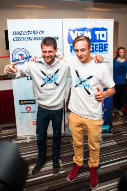 Sdruženáři Miroslav Dvořák a Tomáš Portyk v nové fanouškovské kolekci