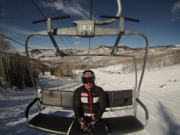 Ondřej Bank na lanovce ve Vailu