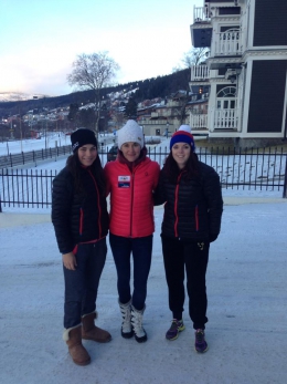 Martina Dubovská, Šárka Strachová a Kateřina Pauláthová v Are