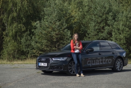 Šárka Strachová s vozem Audi