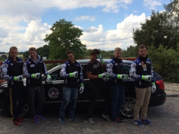 Juniorský tým s novými rukavicemi Reusch