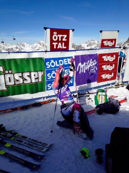 K. Pauláthová při rozcvičení před startem