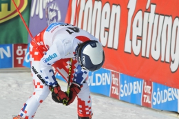 Kryštof Krýzl po dojezdu do cíle