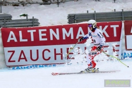 Ester Ledecká v cíli EP