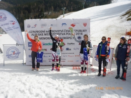 Mezinárodní mistrovství ČR a Polska slalom ženy: 1.Pauláthová, 2. Škanova (BLR), 3. Capová