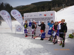 Mistrovství ČR slalom ženy: 1. Pauláthová, 2. Capová, 3. Rudolfová, 4. Čamková, 5. Klicnarová, 6.  Zemková