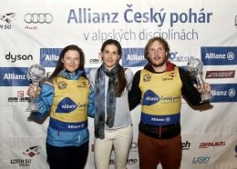 vítězní V. Čamková a O. Benrndt s Š. Strachovou