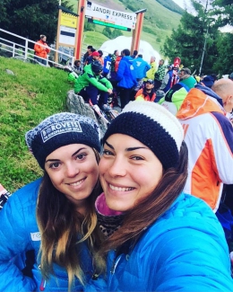S reprezentační kolegyní Martinou Dubovskou s Les 2 Alpes
