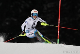 Martina Dubovská v 1. kole slalomu SP ve Flachau