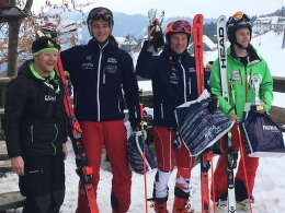 Stupně vítězů GS na Starém Vrchu: 1. Ondřej Berndt, 2. Jan Zabystřan