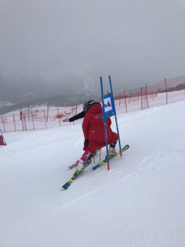 Martina Dubovská a její trenér Braňo Bízik při prohlídce trati paralelního slalomu SP