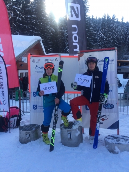 Vítězové Velké ceny Pece pod Sněžkou Natálie Zouharová a Jan Koula