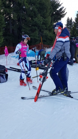 Barbora Nováková při rozcičce před závodem