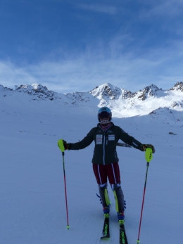 Elese Sommerová na tréninku na ledovci