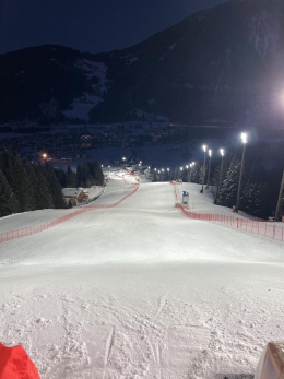 Závodní pista na SP žen ve Flachau