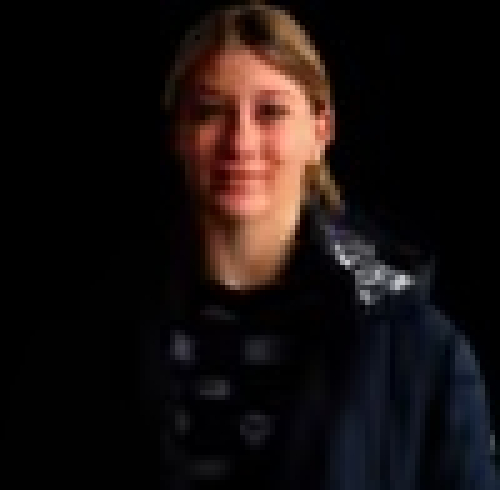 Záveská Laura
